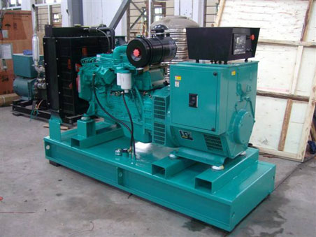 天涯镇200kw康明斯柴油发电机组图片 天涯镇200kw康明斯柴油发电机组图片